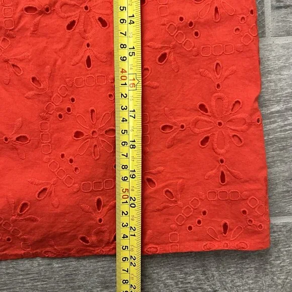 Ann Taylor Women’s Red Ruffle Scoop Neck Eyelet Size Medium Ruffle Casual - Picture 7 of 7